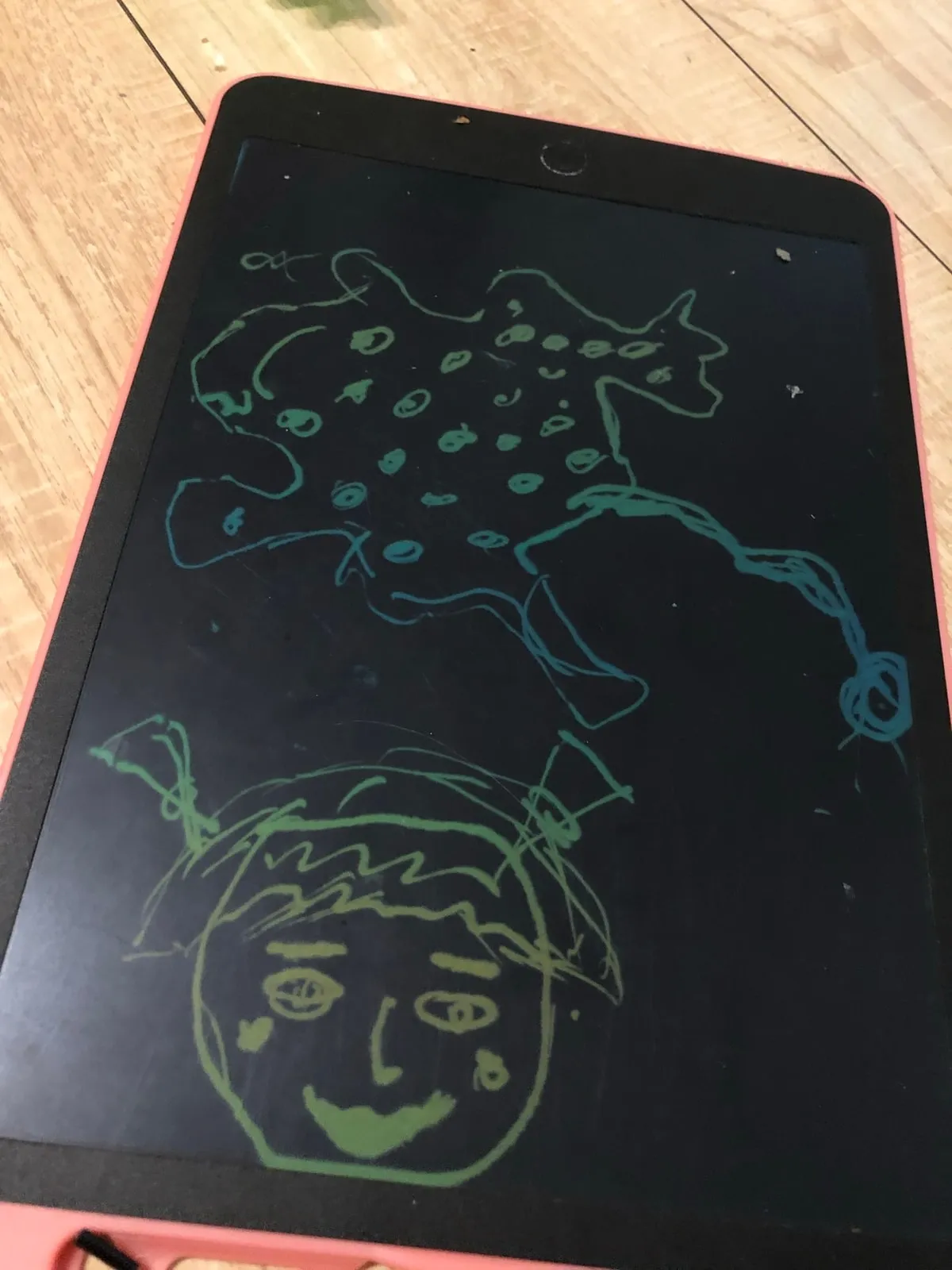 画板上的画